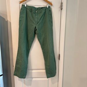 Vineyard Vines Men's Green Chinos